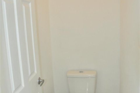 Villa ou maison à louer à Weston, Floride: 4 chambres, 230.03 m2 № 2087629 - photo 14