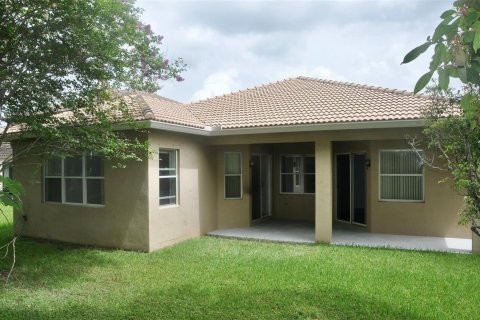 Villa ou maison à louer à Weston, Floride: 4 chambres, 230.03 m2 № 2087629 - photo 23