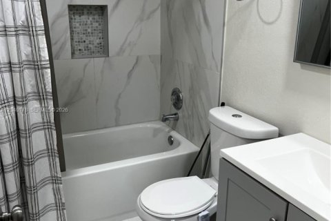 Condominio en alquiler en Pinecrest, Florida, 2 dormitorios, 89.19 m2 № 2086443 - foto 12