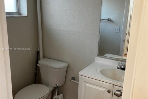 Condominio en alquiler en Pinecrest, Florida, 2 dormitorios, 89.19 m2 № 2086443 - foto 13