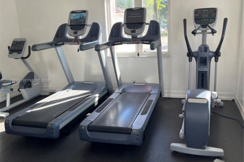 Condominio en alquiler en Pinecrest, Florida, 2 dormitorios, 89.19 m2 № 2086443 - foto 25