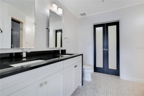 Copropriété à vendre à Orlando, Floride: 2 chambres, 107.86 m2 № 1540975 - photo 25