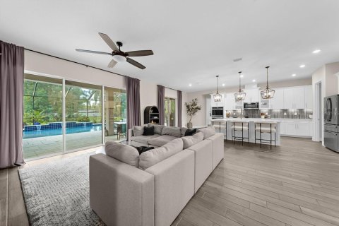 Casa en venta en Lutz, Florida, 6 dormitorios, 480.4 m2 № 2386548 - foto 16