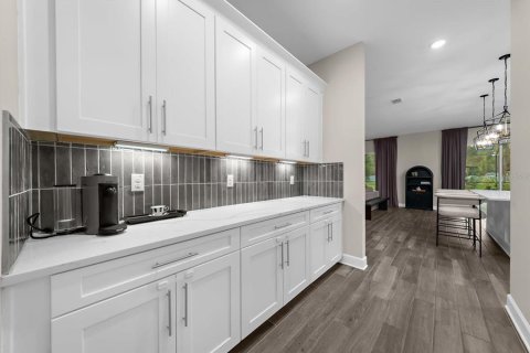 Casa en venta en Lutz, Florida, 6 dormitorios, 480.4 m2 № 2386548 - foto 15