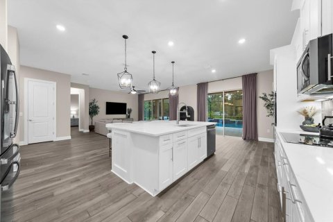 Casa en venta en Lutz, Florida, 6 dormitorios, 480.4 m2 № 2386548 - foto 26