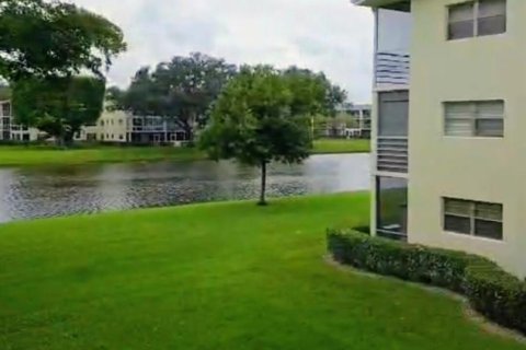 Condominio en venta en Boca Raton, Florida, 1 dormitorio, 55.74 m2 № 2177043 - foto 2