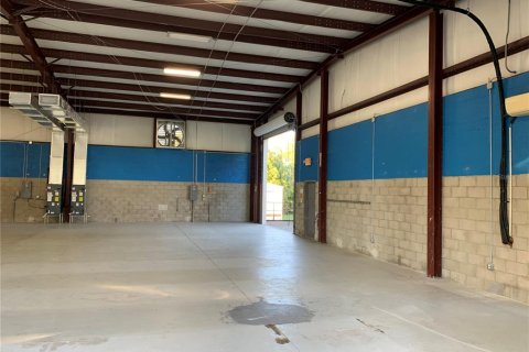 Immobilier commercial à louer à Ocala, Floride: 794.13 m2 № 2412595 - photo 6