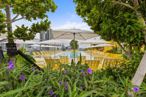 Condominio en alquiler en Miami, Florida № 2077646 - foto 10