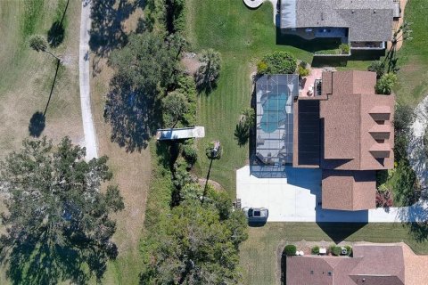 House in New Smyrna Beach, Florida 4 bedrooms, 327.57 sq.m. № 1543885 - photo 12