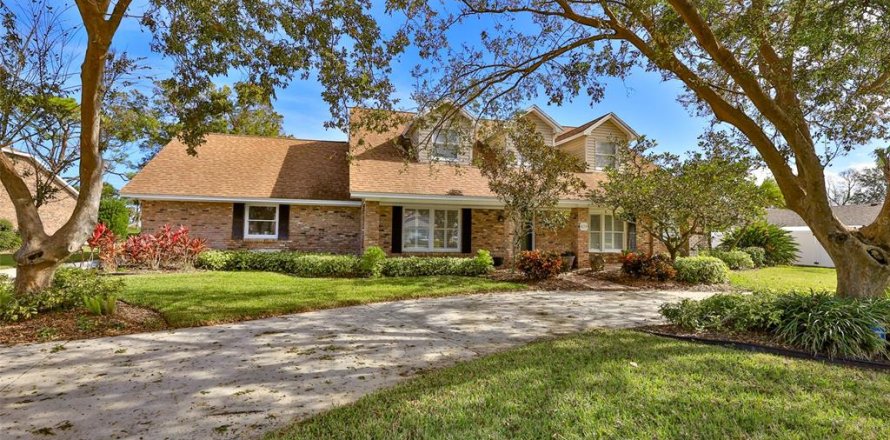 House in New Smyrna Beach, Florida 4 bedrooms, 327.57 sq.m. № 1543885