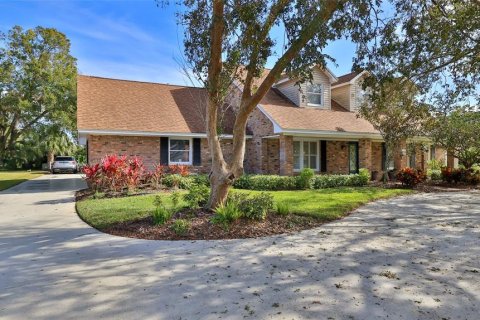 House in New Smyrna Beach, Florida 4 bedrooms, 327.57 sq.m. № 1543885 - photo 6