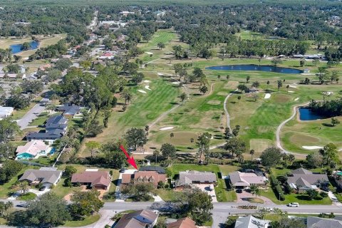 House in New Smyrna Beach, Florida 4 bedrooms, 327.57 sq.m. № 1543885 - photo 13