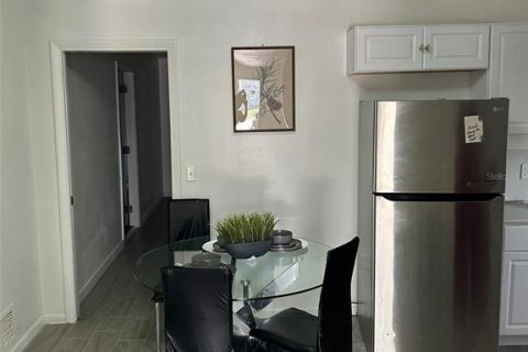 Снять в аренду виллу или дом в Орландо, Флорида 5 спален, 285.77м2, № 1681276 - фото 8
