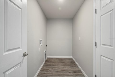 Immobilier commercial à vendre à Punta Gorda, Floride: 6 chambres, 234.86 m2 № 2339254 - photo 7