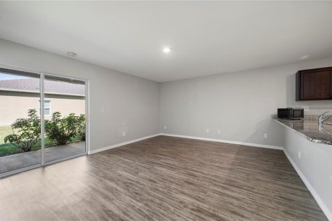 Immobilier commercial à vendre à Punta Gorda, Floride: 6 chambres, 234.86 m2 № 2339254 - photo 11