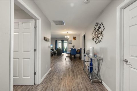 Immobilier commercial à vendre à Punta Gorda, Floride: 6 chambres, 234.86 m2 № 2339254 - photo 26
