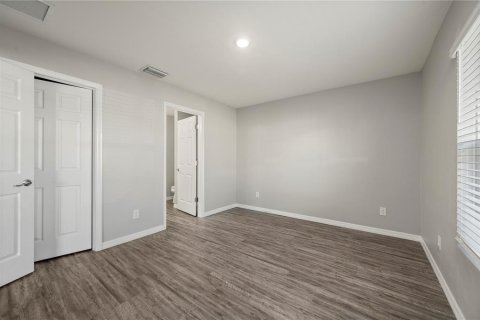 Immobilier commercial à vendre à Punta Gorda, Floride: 6 chambres, 234.86 m2 № 2339254 - photo 16