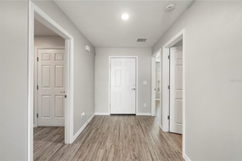 Immobilier commercial à vendre à Punta Gorda, Floride: 6 chambres, 234.86 m2 № 2339254 - photo 6