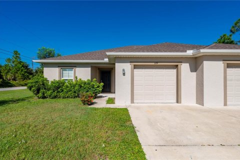 Immobilier commercial à vendre à Punta Gorda, Floride: 6 chambres, 234.86 m2 № 2339254 - photo 5