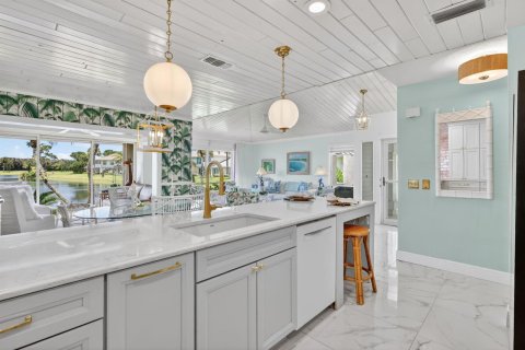 Condo in Stuart, Florida, 2 bedrooms  № 2186326 - photo 30