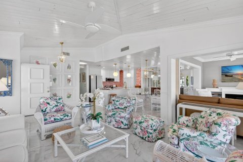 Condo in Stuart, Florida, 2 bedrooms  № 2186326 - photo 19