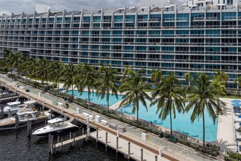 Купить кондоминиум в Авентура, Флорида 2 спальни, 166.48м2, № 2057098 - фото 2