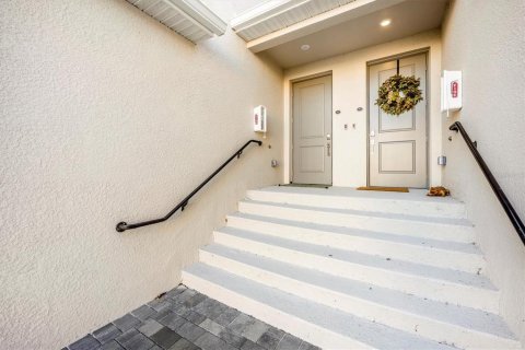 Condo in Venice, Florida, 3 bedrooms in WELLEN PARK  № 2098611 - photo 2