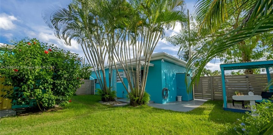 Villa ou maison à Hollywood, Floride 1 chambre, 304.44 m2 № 1850865