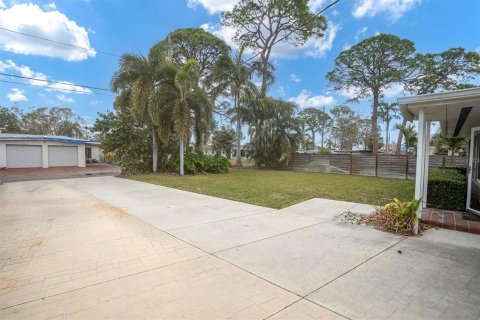 Land in Saint Petersburg, Florida № 1519190 - photo 10