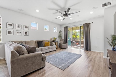 House in Apollo Beach, Florida 2 bedrooms, 147.16 sq.m. № 2237791 - photo 23