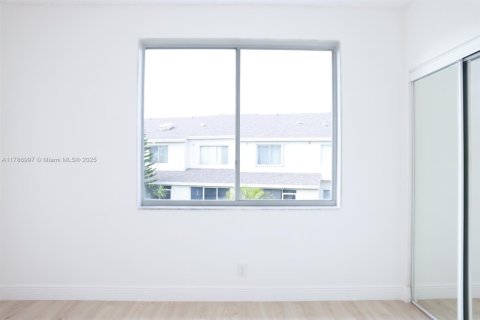 Touwnhouse à vendre à Weston, Floride: 2 chambres, 103.12 m2 № 1697827 - photo 20