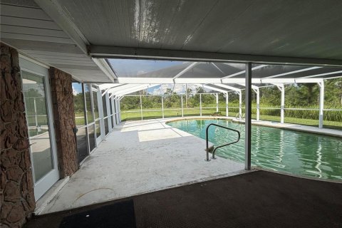 House in Indian lake estates, Florida 3 bedrooms, 183.48 sq.m. № 1822293 - photo 26