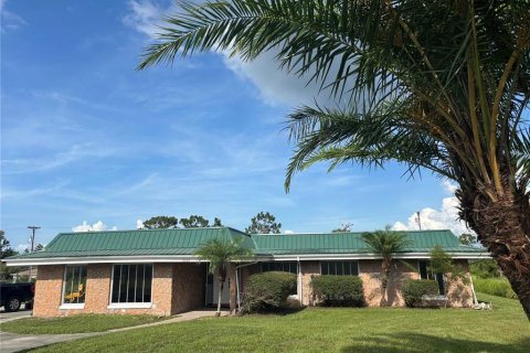 House in Indian lake estates, Florida 3 bedrooms, 183.48 sq.m. № 1822293 - photo 2