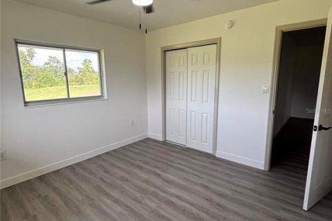 House in Indian lake estates, Florida 3 bedrooms, 183.48 sq.m. № 1822293 - photo 20