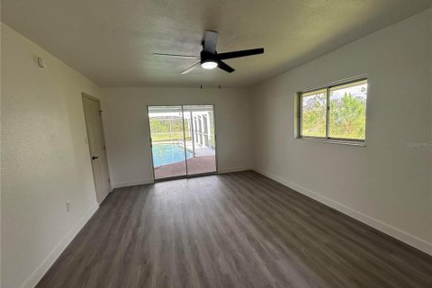 House in Indian lake estates, Florida 3 bedrooms, 183.48 sq.m. № 1822293 - photo 9