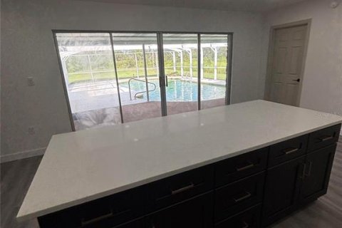 House in Indian lake estates, Florida 3 bedrooms, 183.48 sq.m. № 1822293 - photo 3