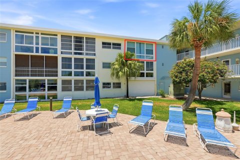 Condominio en venta en Saint Pete Beach, Florida, 1 dormitorio, 74.79 m2 № 2229286 - foto 27