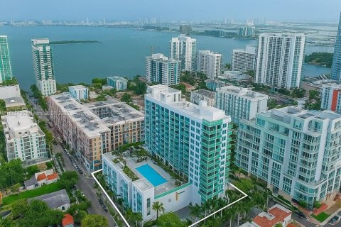 Condominio en venta en Miami, Florida, 2 dormitorios, 99.22 m2 № 1799104 - foto 1