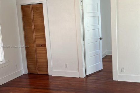 Снять в аренду кондоминиум в Уэст-Палм-Бич, Флорида 1 спальня, 384.71м2, № 1931484 - фото 15