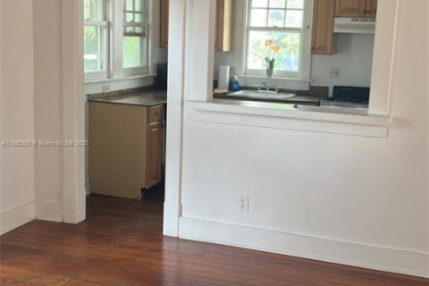 Снять в аренду кондоминиум в Уэст-Палм-Бич, Флорида 1 спальня, 384.71м2, № 1931484 - фото 7