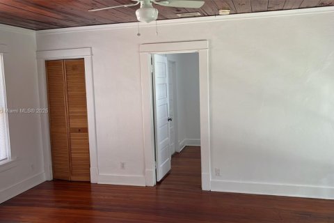 Снять в аренду кондоминиум в Уэст-Палм-Бич, Флорида 1 спальня, 384.71м2, № 1931484 - фото 16