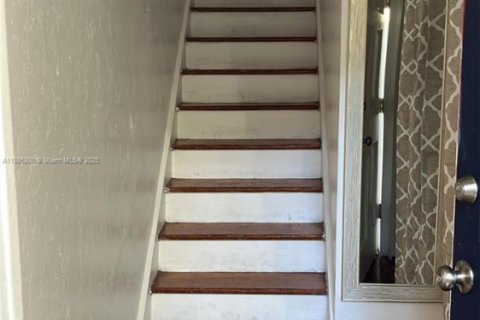 Снять в аренду кондоминиум в Уэст-Палм-Бич, Флорида 1 спальня, 384.71м2, № 1931484 - фото 30