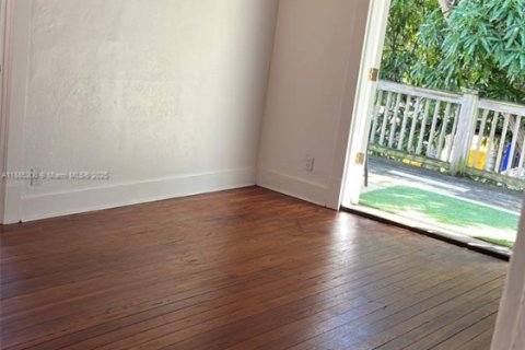 Снять в аренду кондоминиум в Уэст-Палм-Бич, Флорида 1 спальня, 384.71м2, № 1931484 - фото 23