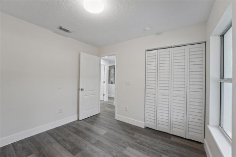 Casa en venta en Palm Coast, Florida, 4 dormitorios, 169.08 m2 № 2199779 - foto 24