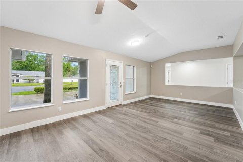 Casa en venta en Palm Coast, Florida, 4 dormitorios, 169.08 m2 № 2199779 - foto 13