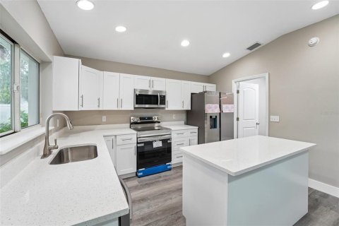 Casa en venta en Palm Coast, Florida, 4 dormitorios, 169.08 m2 № 2199779 - foto 15
