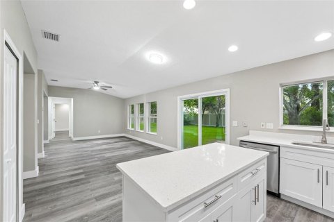 Casa en venta en Palm Coast, Florida, 4 dormitorios, 169.08 m2 № 2199779 - foto 18