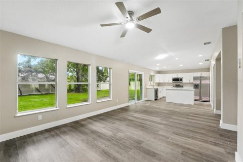 Casa en venta en Palm Coast, Florida, 4 dormitorios, 169.08 m2 № 2199779 - foto 11