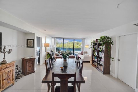 Снять в аренду кондоминиум в Авентура, Флорида 2 спальни, 106.47м2, № 1991795 - фото 4