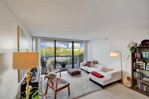 Снять в аренду кондоминиум в Авентура, Флорида 2 спальни, 106.47м2, № 1991795 - фото 5